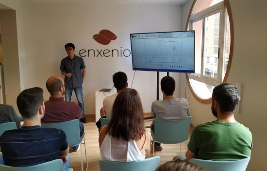 Imagen de un enxenio lab